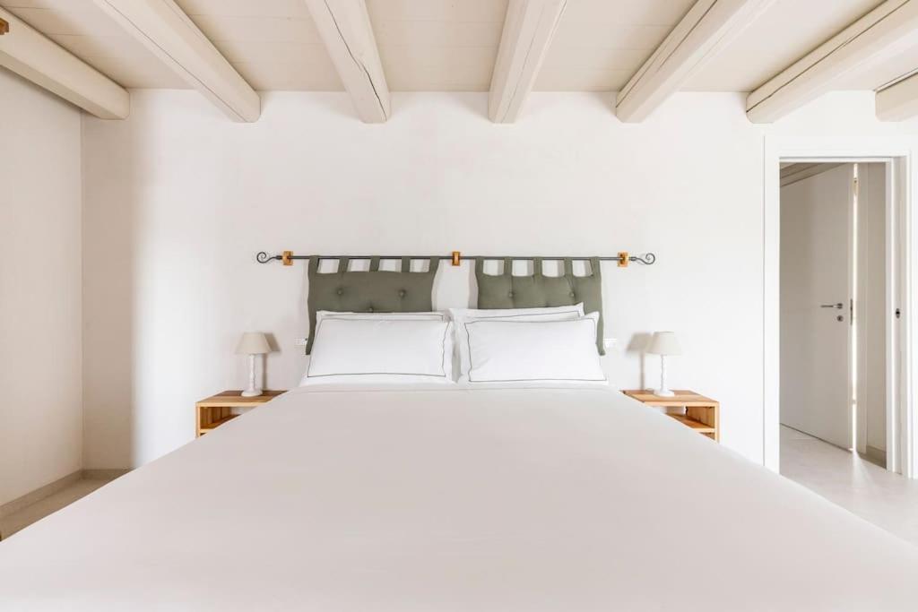 Verdeolivo 1876 - Apartments & Pool Mezzane di Sotto Ngoại thất bức ảnh