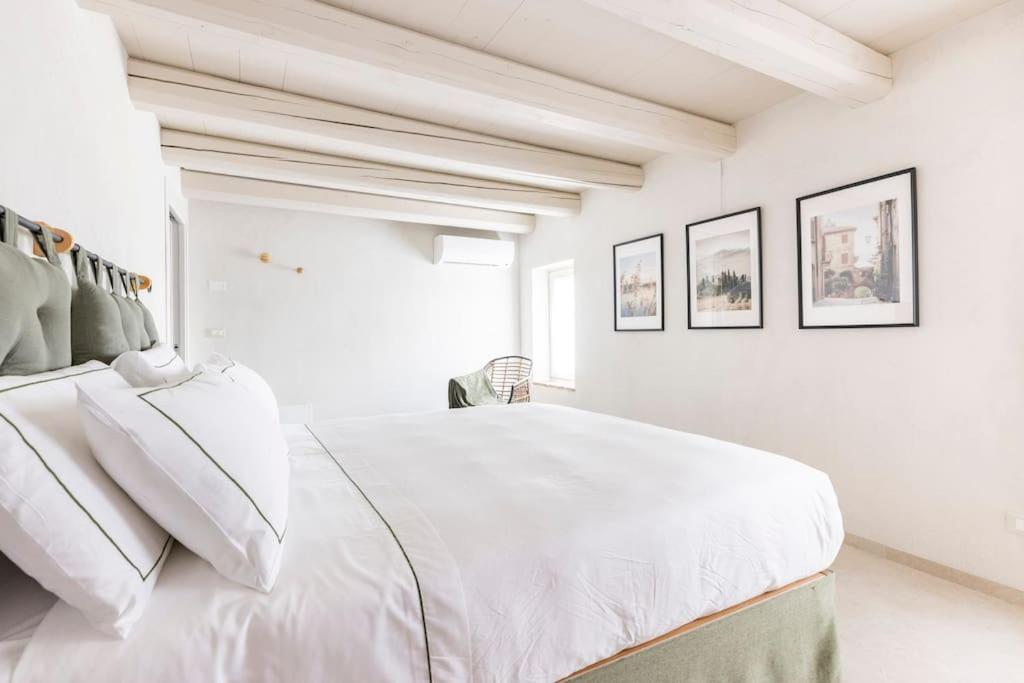 Verdeolivo 1876 - Apartments & Pool Mezzane di Sotto Ngoại thất bức ảnh
