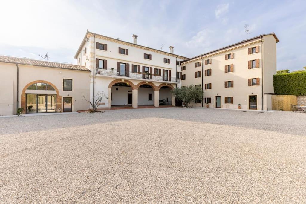 Verdeolivo 1876 - Apartments & Pool Mezzane di Sotto Ngoại thất bức ảnh